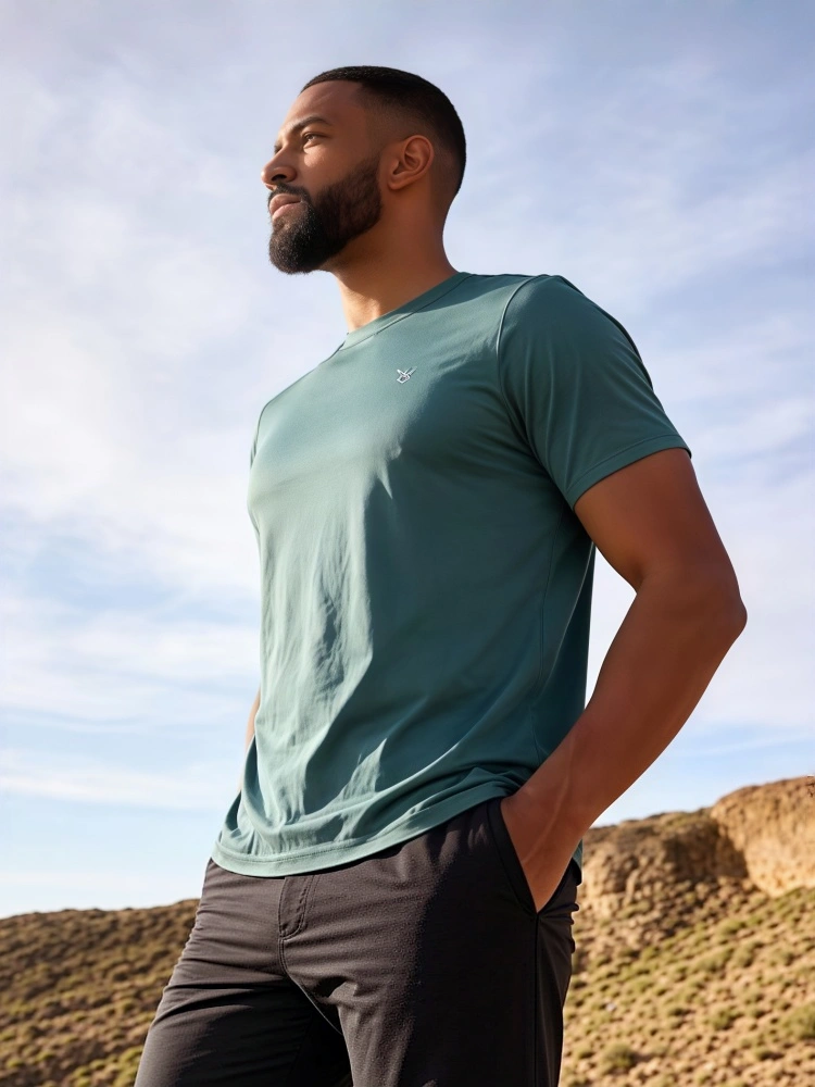 BALEAFPLUS women’s outdoor activewear and PerformanceWear