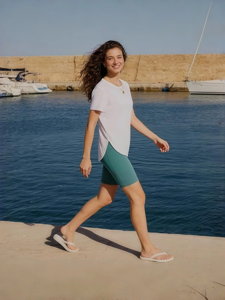 BALEAFPLUS women’s outdoor activewear and PerformanceWear